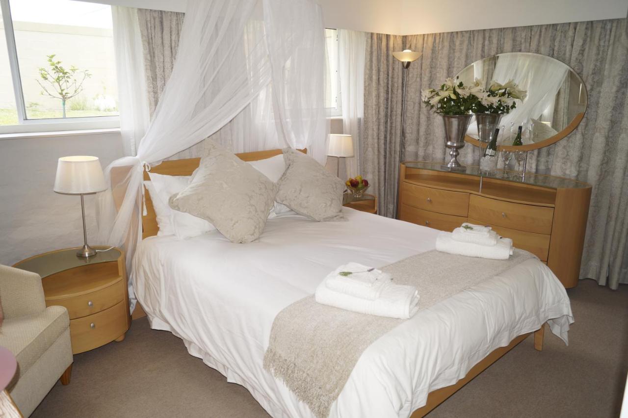 Valentines Hermanus Bagian luar foto